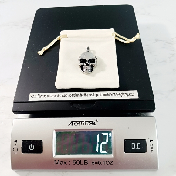 Silver Skull Pendant - Picture 7 of 7